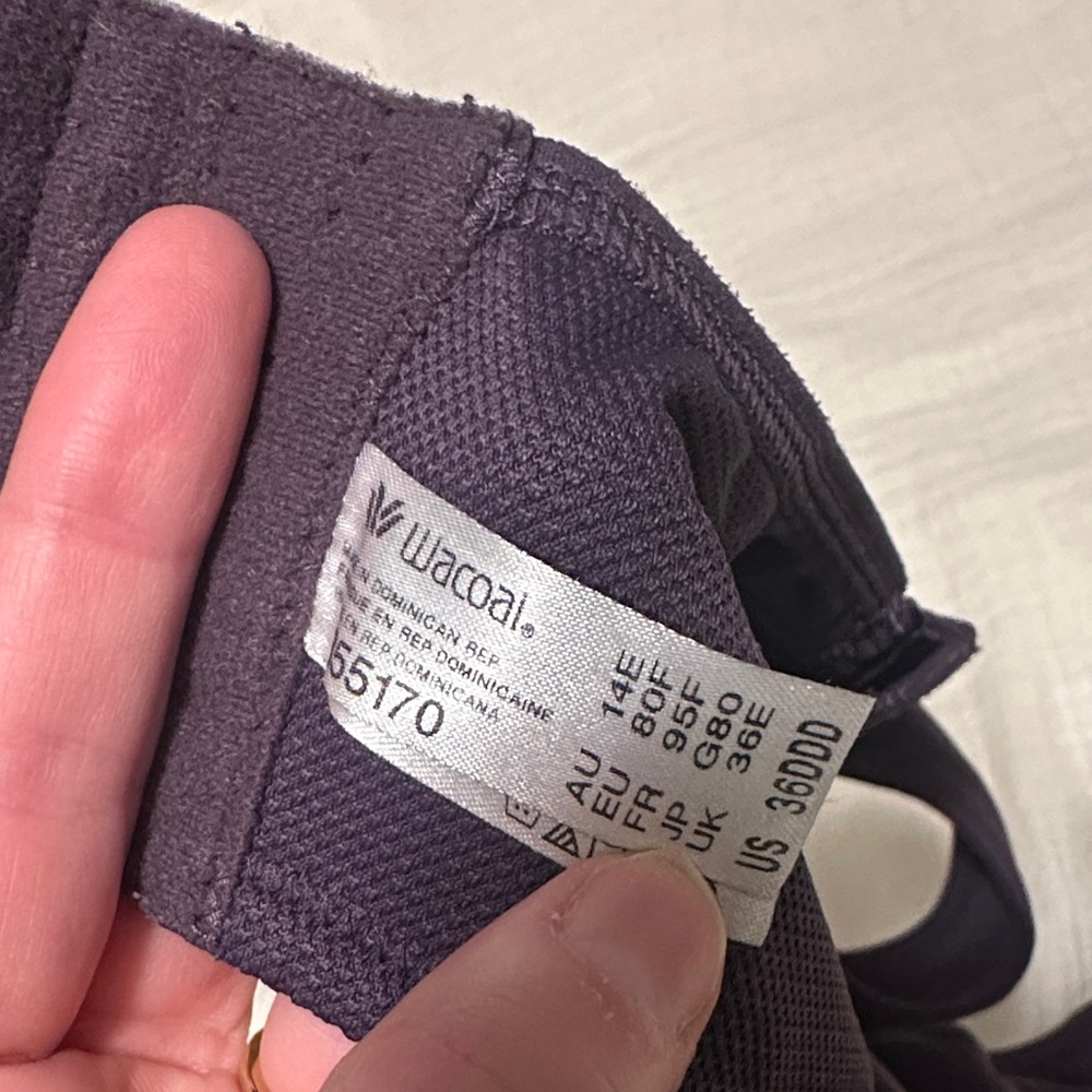 Wacoal Purple Sports Bra - Picture 2 of 3
